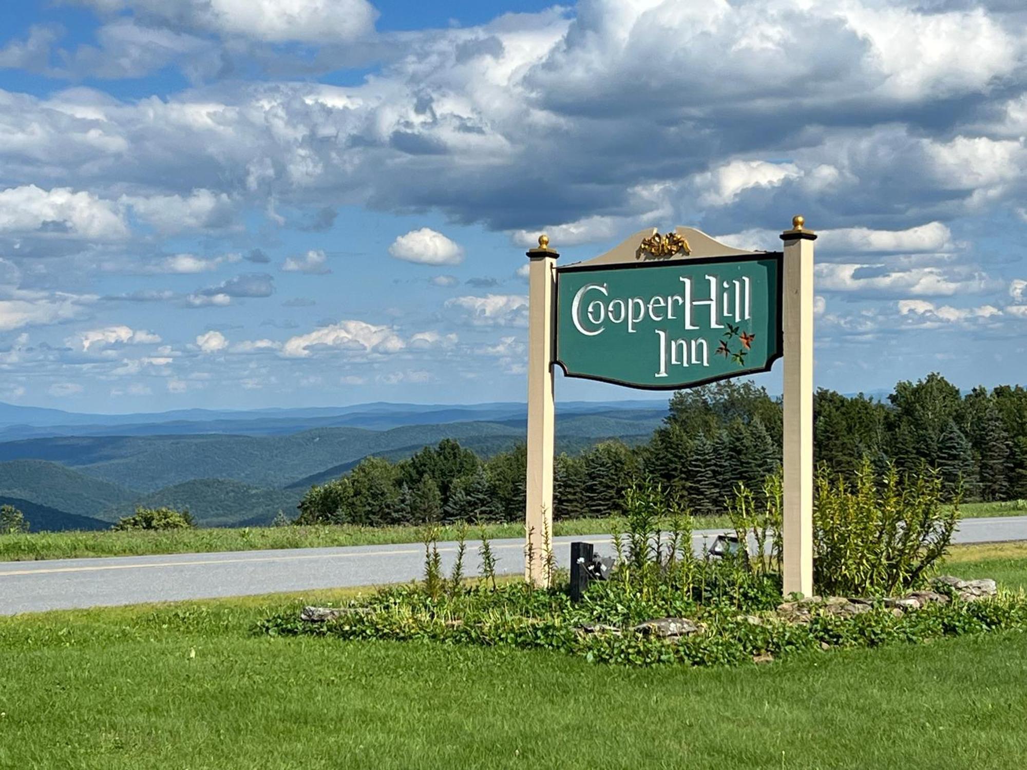 Cooper Hill Inn East Dover Екстериор снимка