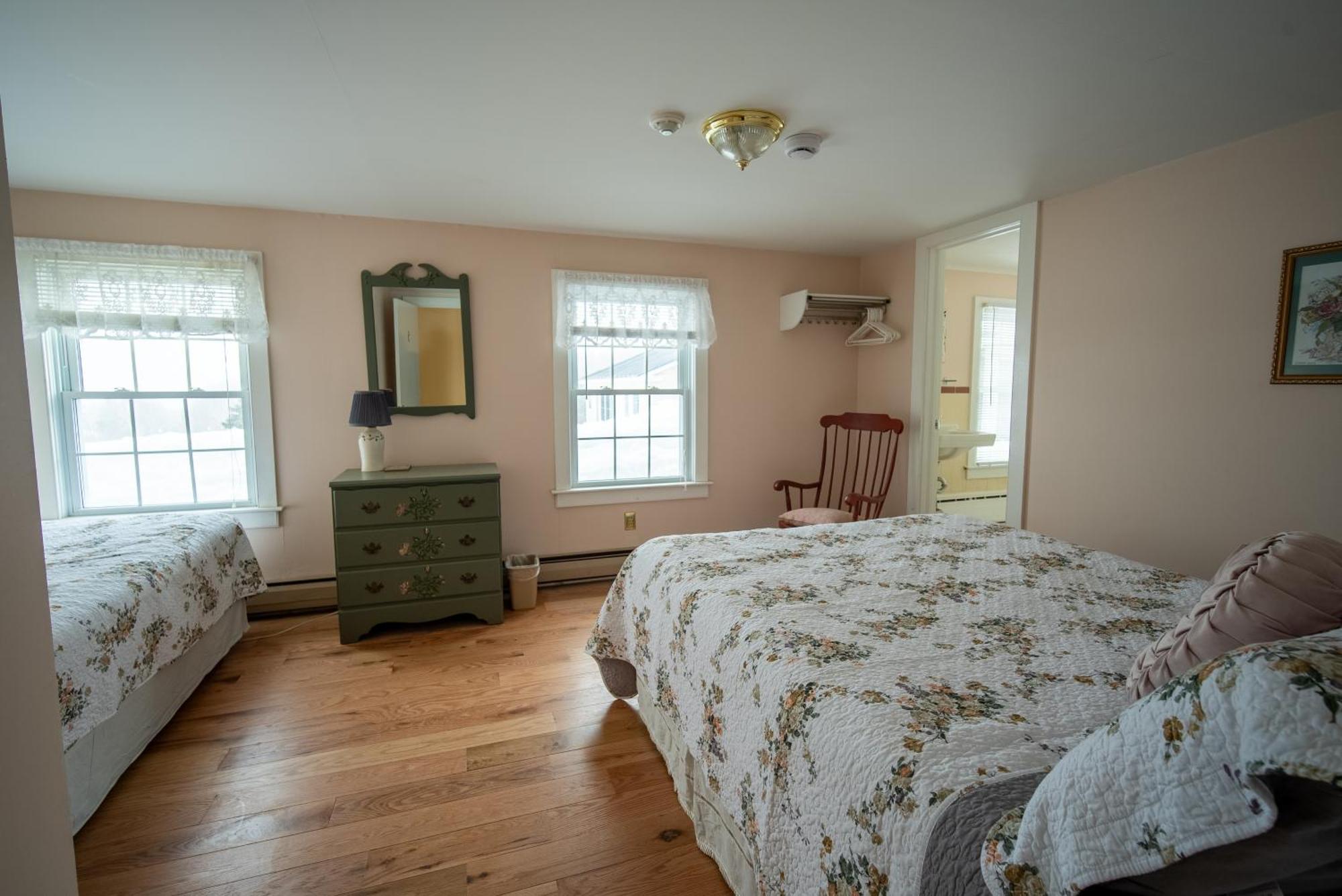 Cooper Hill Inn East Dover Екстериор снимка